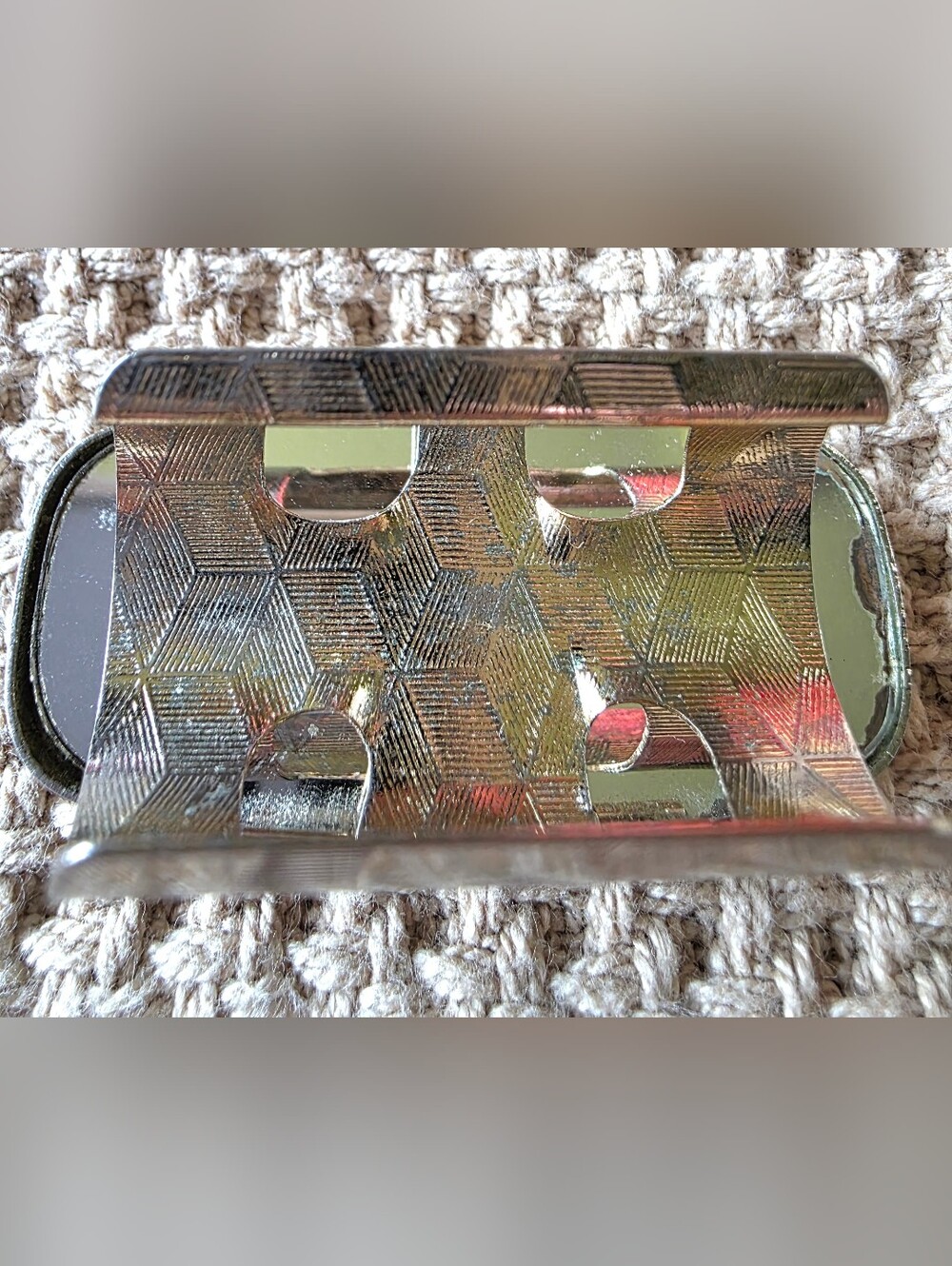 Vintage Lipstick Compact with Small Mirror.  Made In Japsn - Picture 5 of 7
